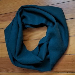 Cuyana Infinity Scarf